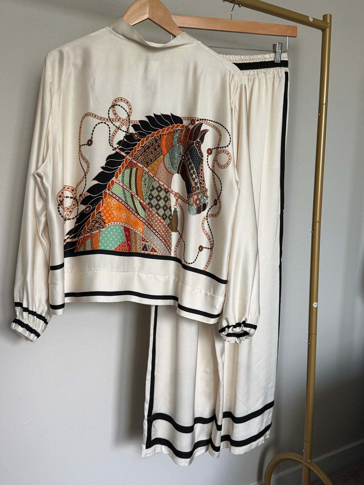 Made in Italy 100% Viscose Horse Print Jacket & Pants Set