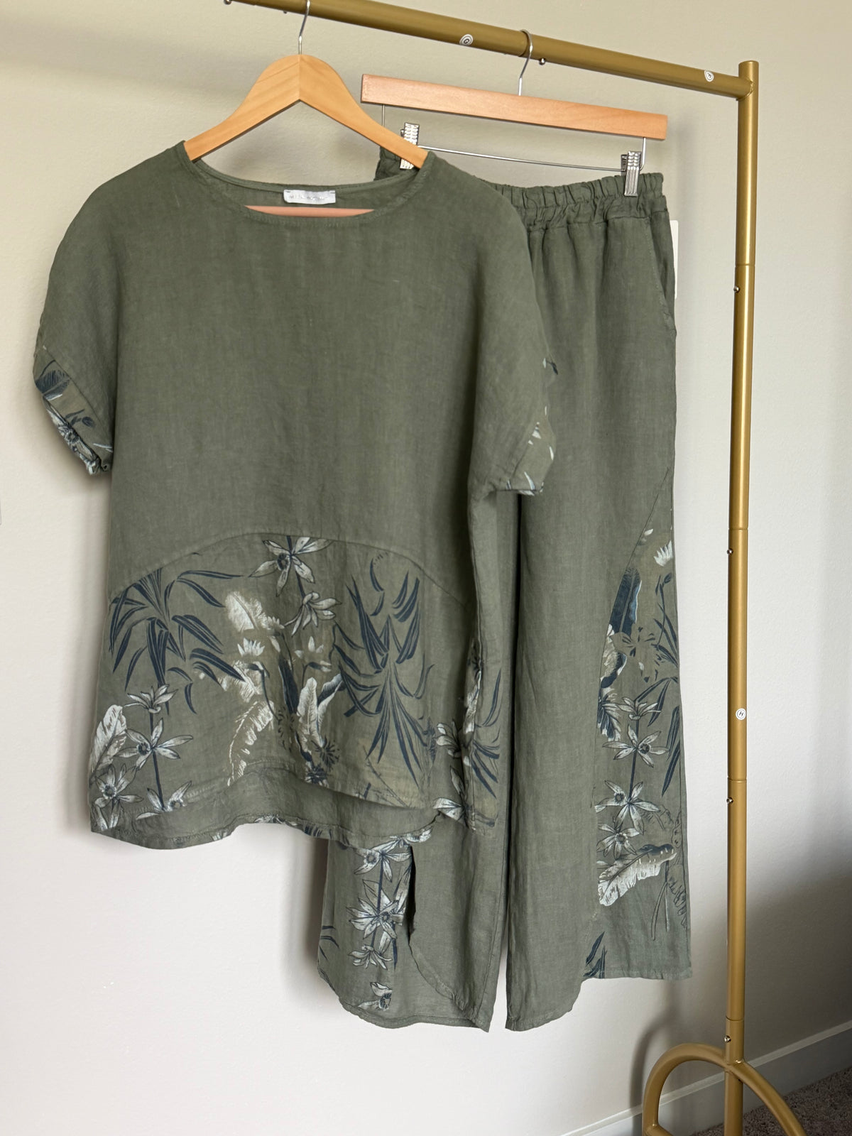 Made in Italy 100% Linen Botanical Print Top & Pants Set