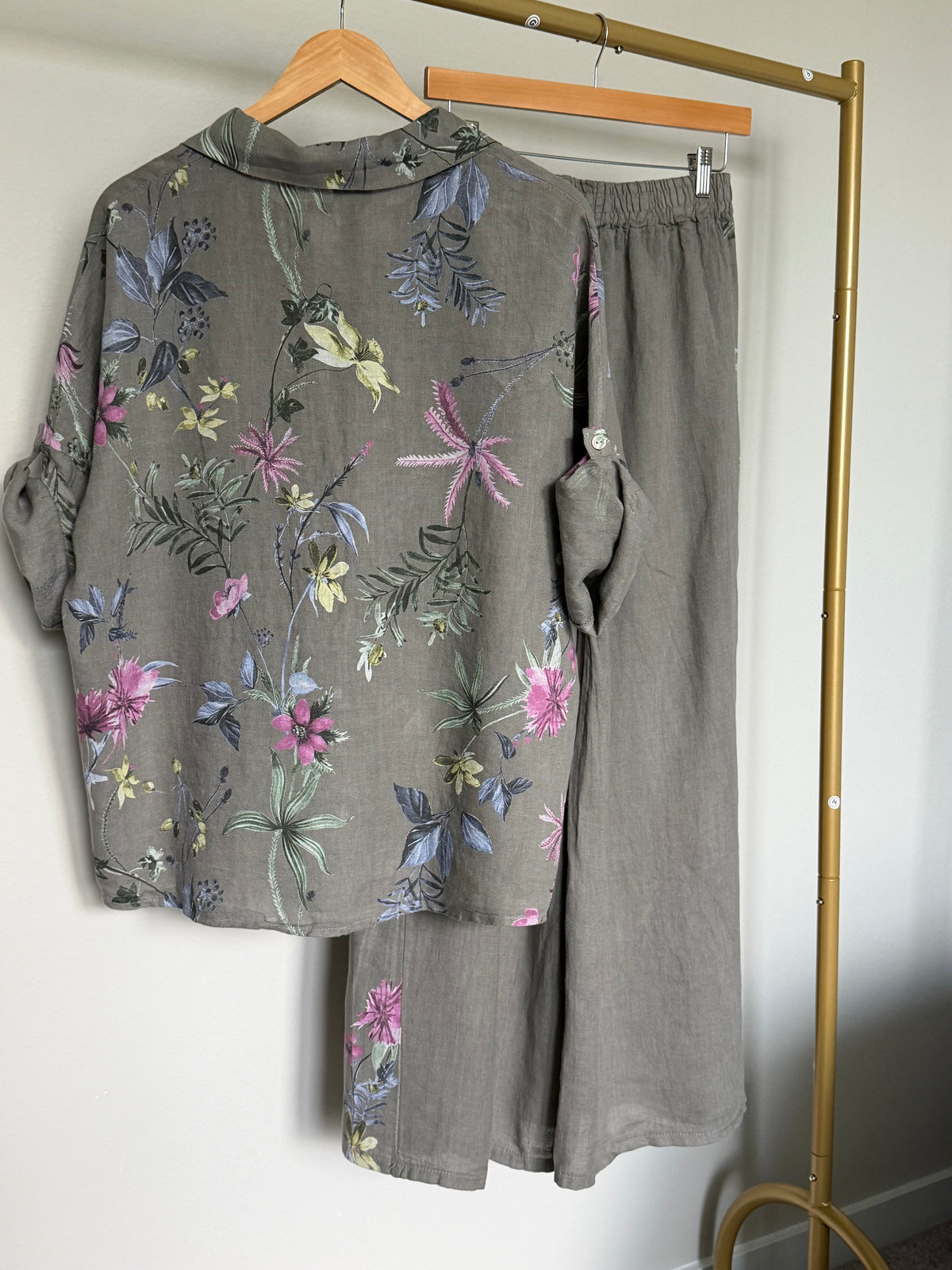 Made in Italy 100% Linen Floral Button-Up Shirt & Pants Set