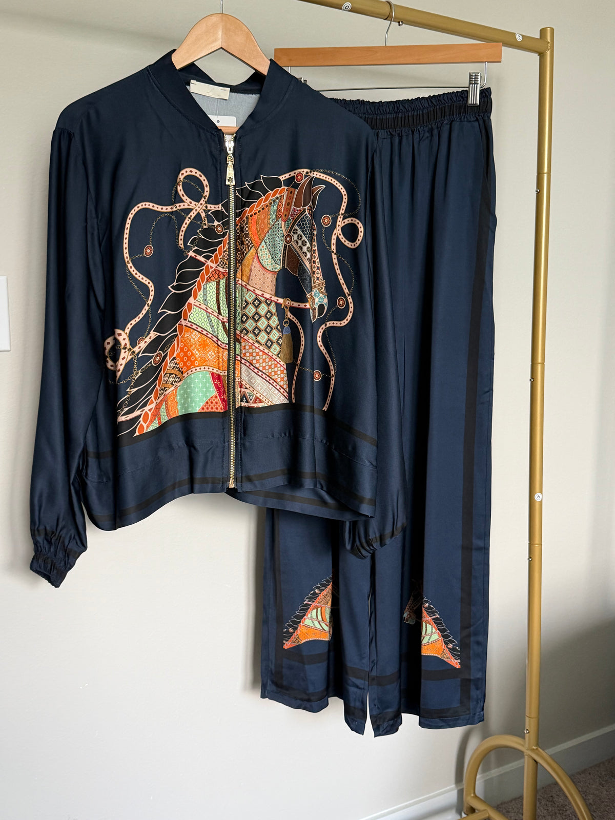 Made in Italy 100% Viscose Horse Print Jacket & Pants Set