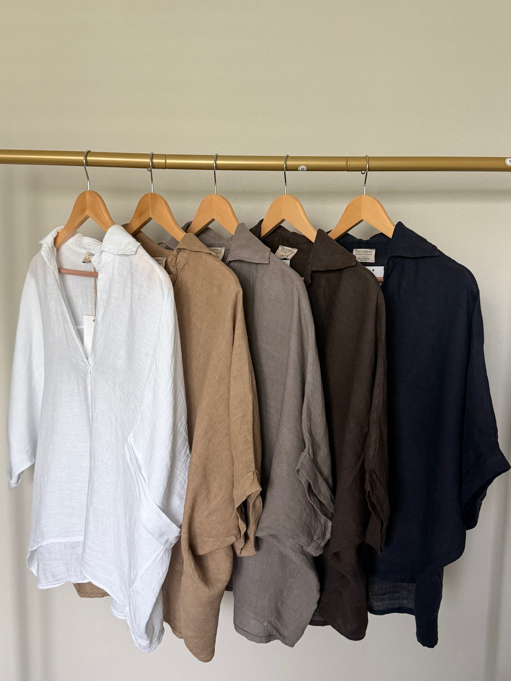 Made in Italy 100% Linen Relaxed Collared Top